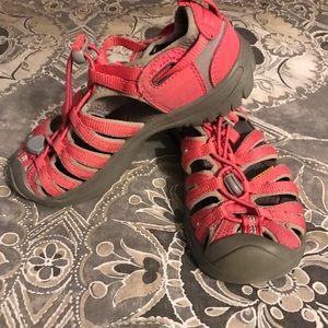 Keens - girls sandals